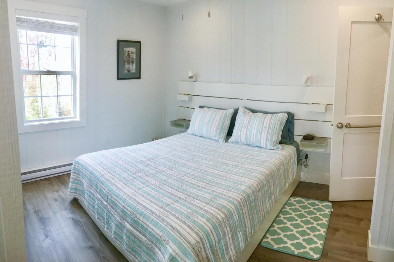 Larinda'S Landing Oceanfront Cottages Halifax Ngoại thất bức ảnh