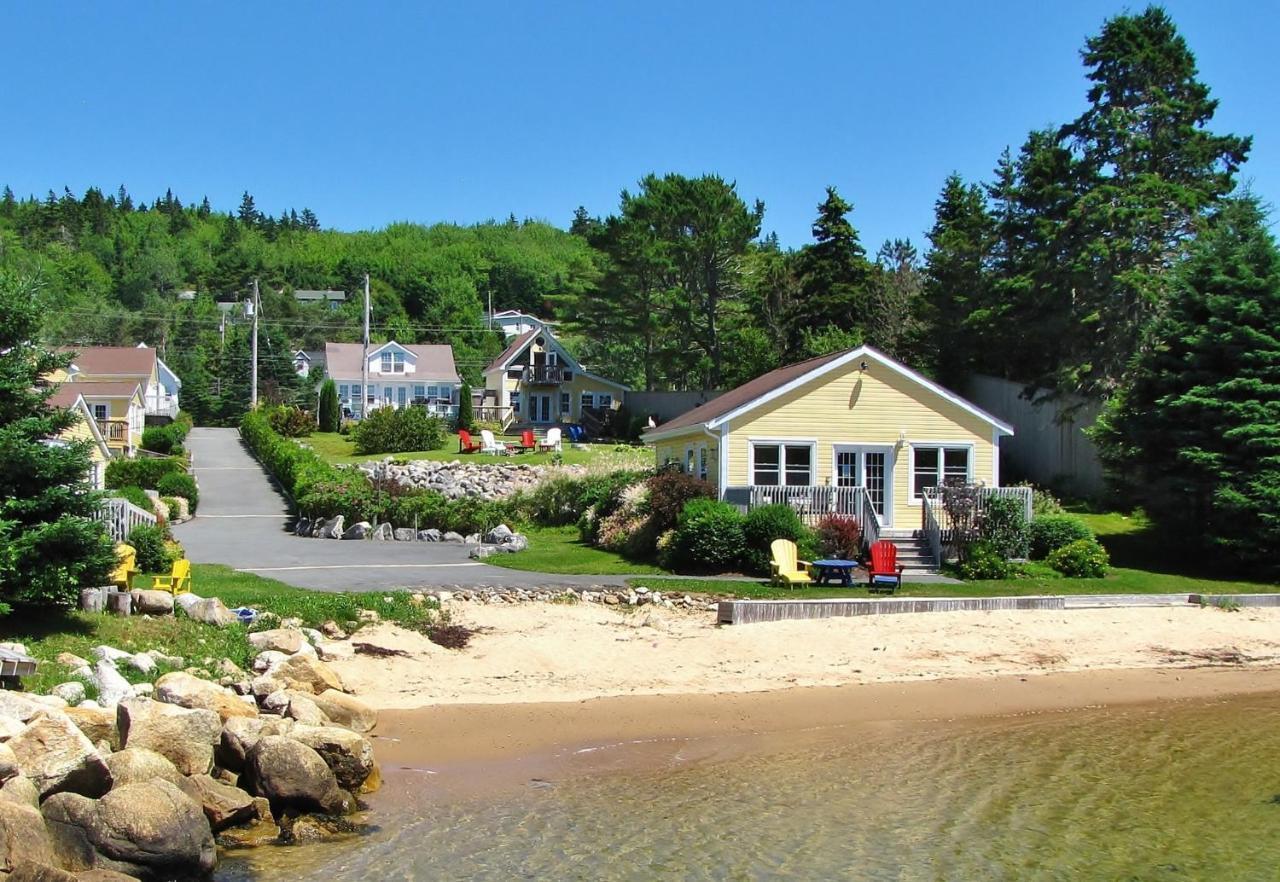 Larinda'S Landing Oceanfront Cottages Halifax Ngoại thất bức ảnh