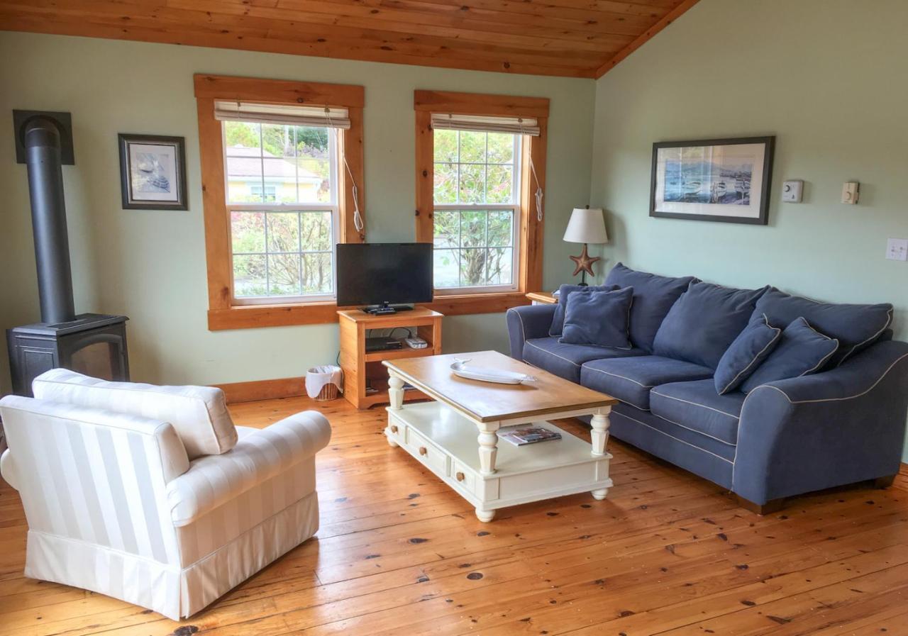 Larinda'S Landing Oceanfront Cottages Halifax Ngoại thất bức ảnh