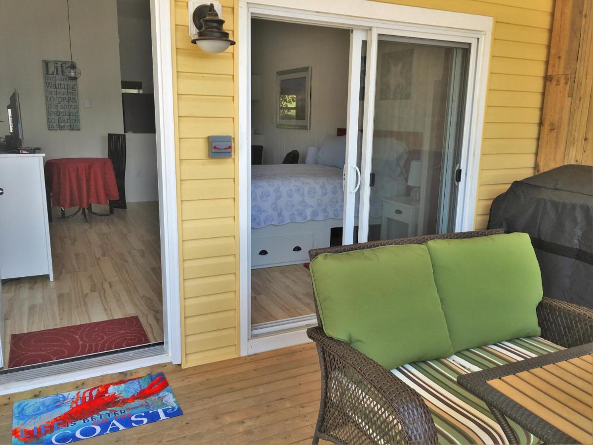 Larinda'S Landing Oceanfront Cottages Halifax Ngoại thất bức ảnh