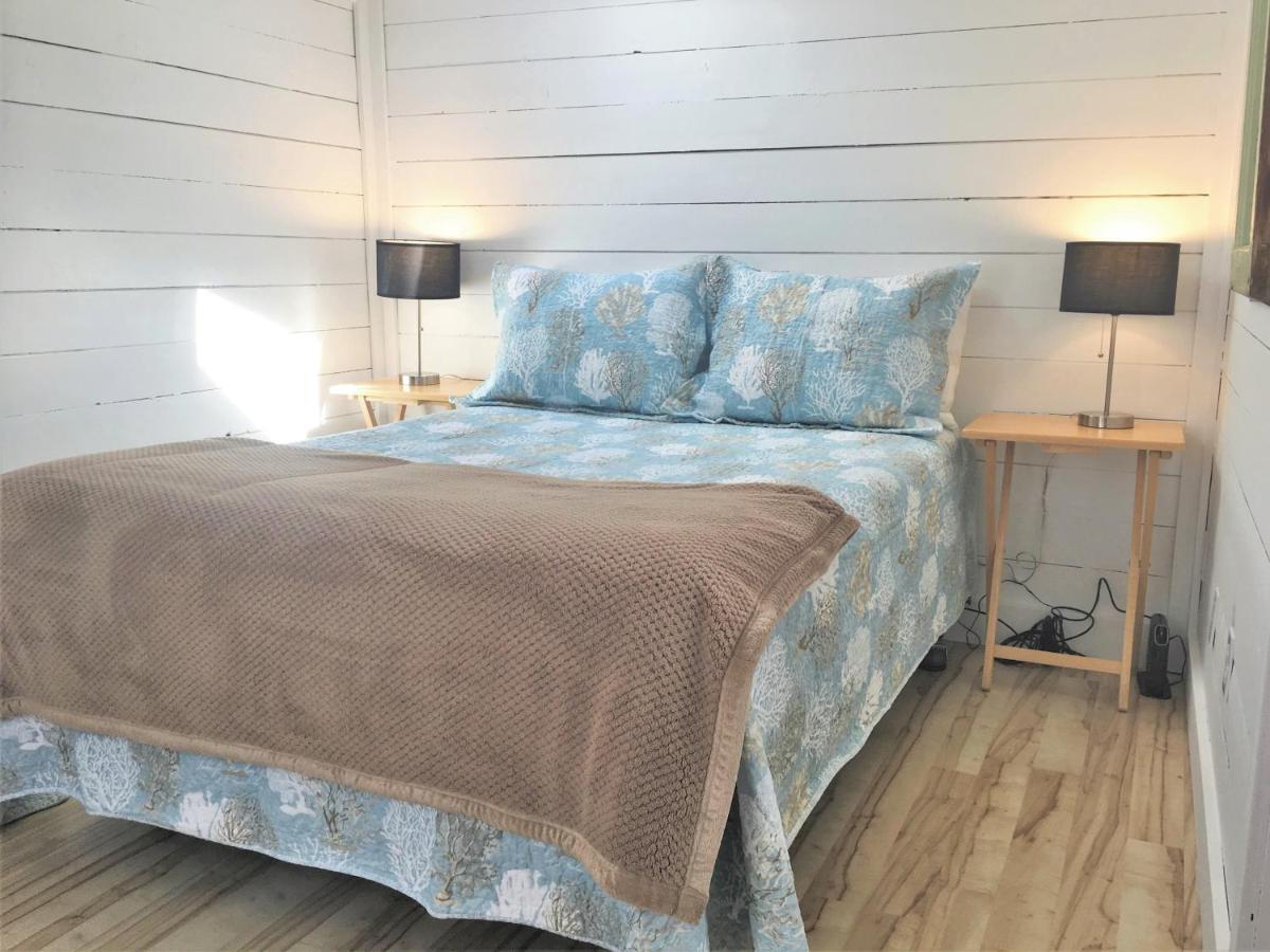 Larinda'S Landing Oceanfront Cottages Halifax Ngoại thất bức ảnh